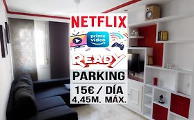 La Farola Centro de Málaga con Parking 445 Max